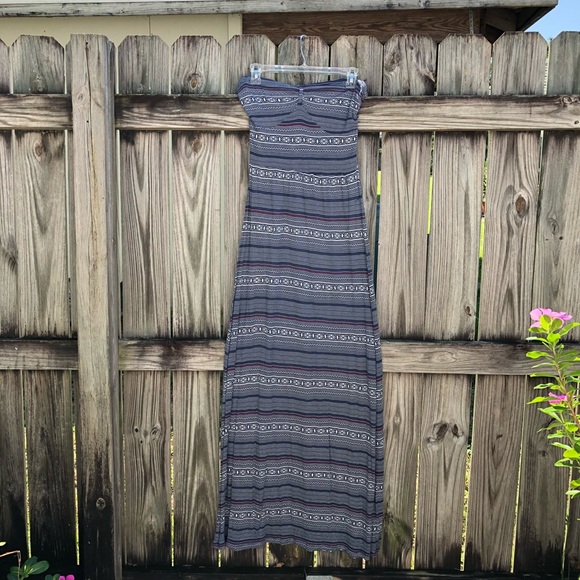 Quiksilver Dresses & Skirts - Quicksilver Strapless Maxi